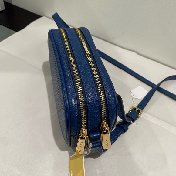 Michael Kors Blue Crossbody - Picture 4 of 7